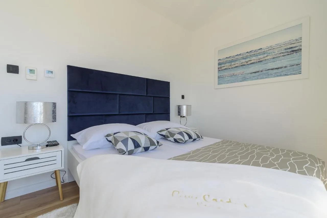 Luxury Villa -Heated Pool -Jacuzzi Trogir