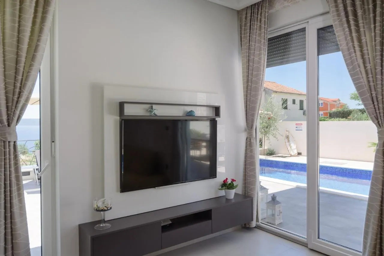 Luxury Villa -Heated Pool -Jacuzzi Trogir