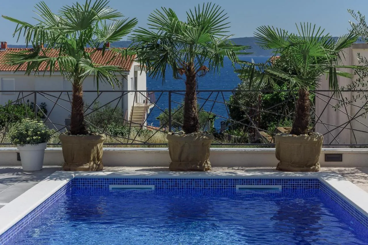 Luxury Villa -Heated Pool -Jacuzzi Trogir
